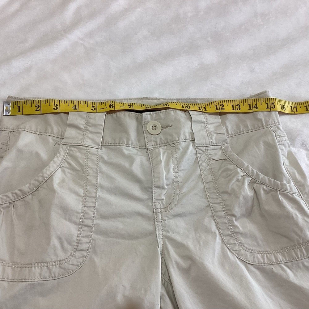 Calvin Klein Casual Shorts Relaxed Fit Cotton/Elastane Cream/Tan 4 - Picture 6 of 10